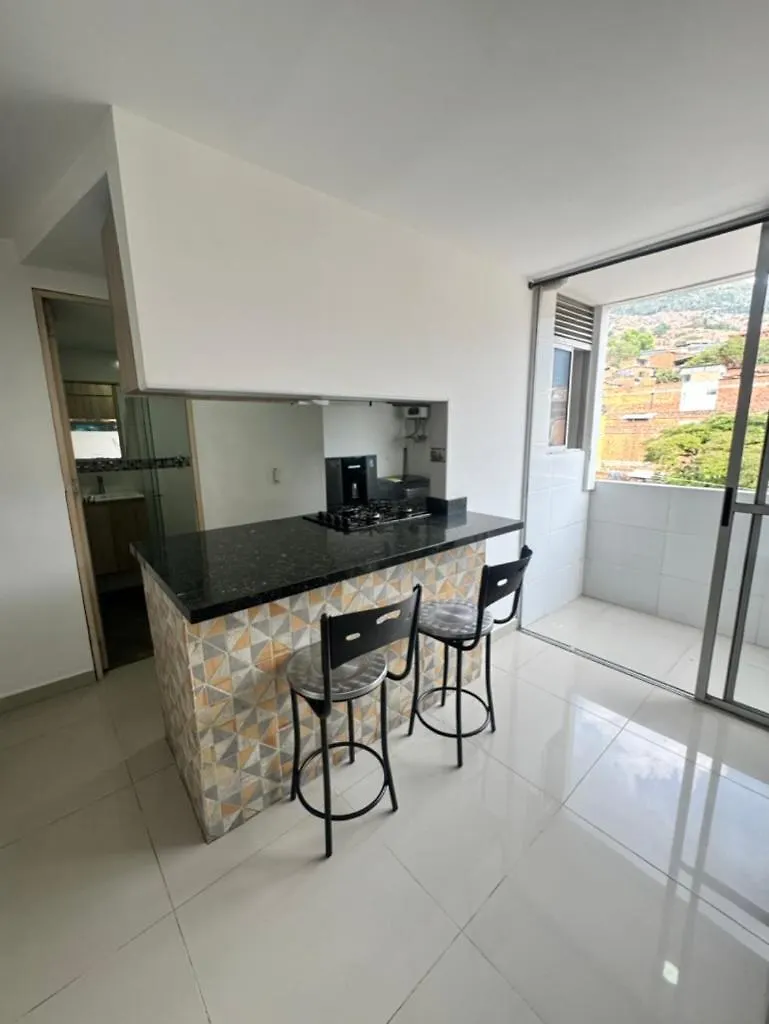 Apartman Amplio Apartastudio En Boston Medellín