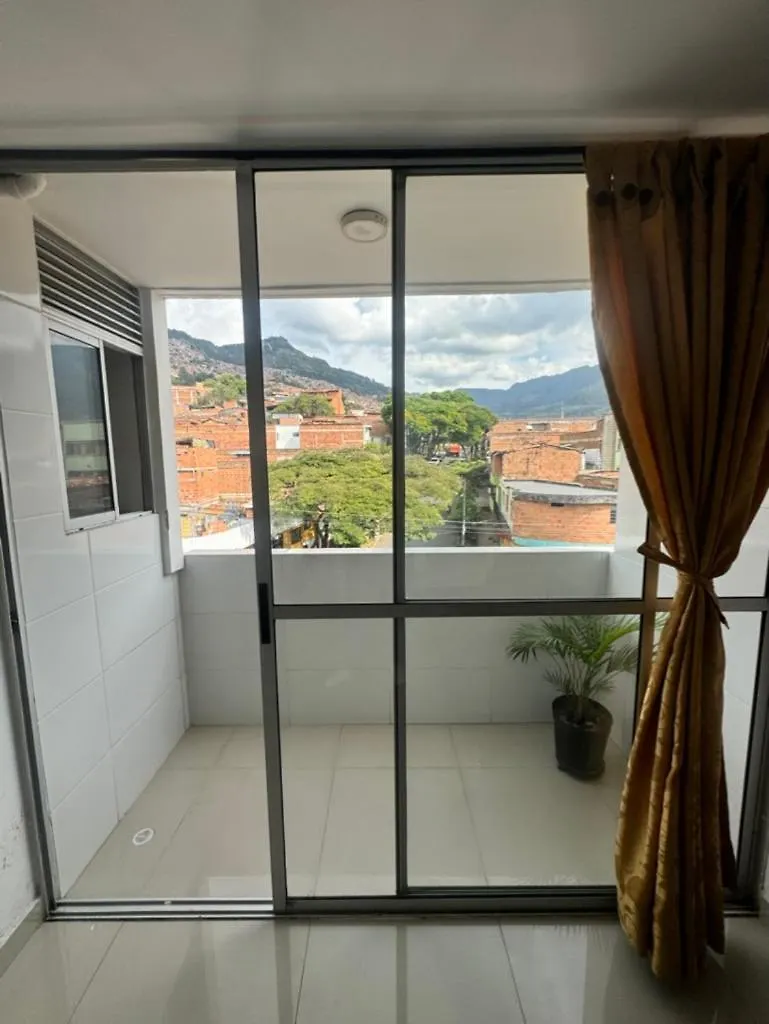 Apartman Amplio Apartastudio En Boston Medellín Kolumbia