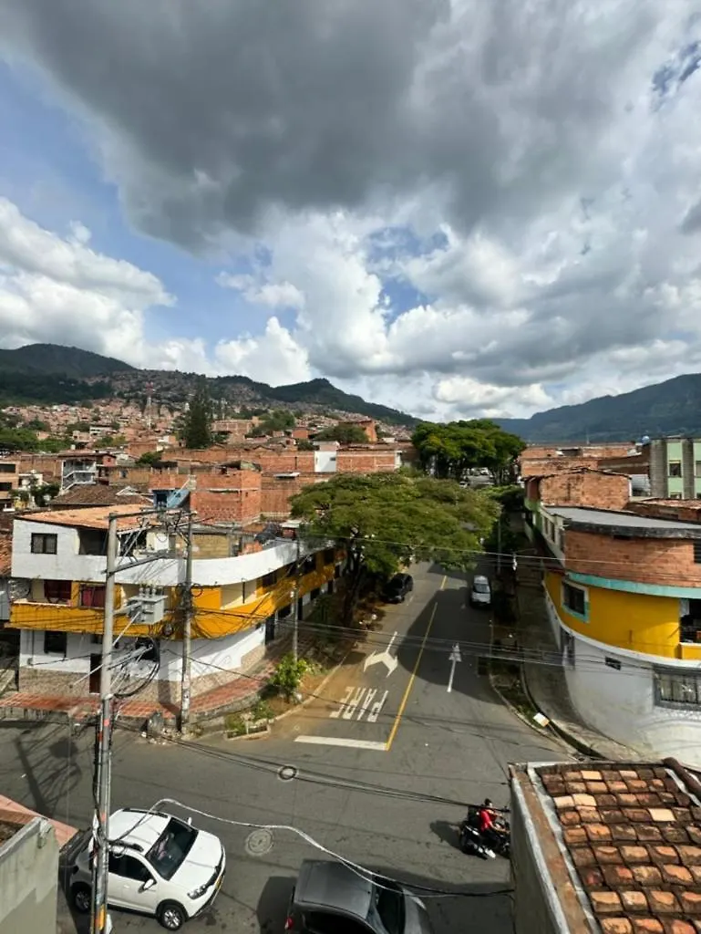 Amplio Apartastudio En Boston Medellin Apartment